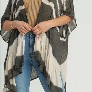 Umgee‎ NWT Striped Kimono Cardigan Ash Brown & Tan